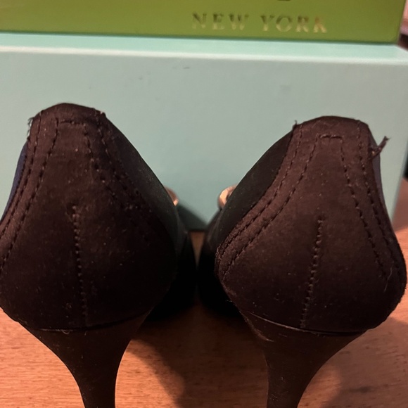 Beautiful Tory Burch Heels - Picture 5 of 7